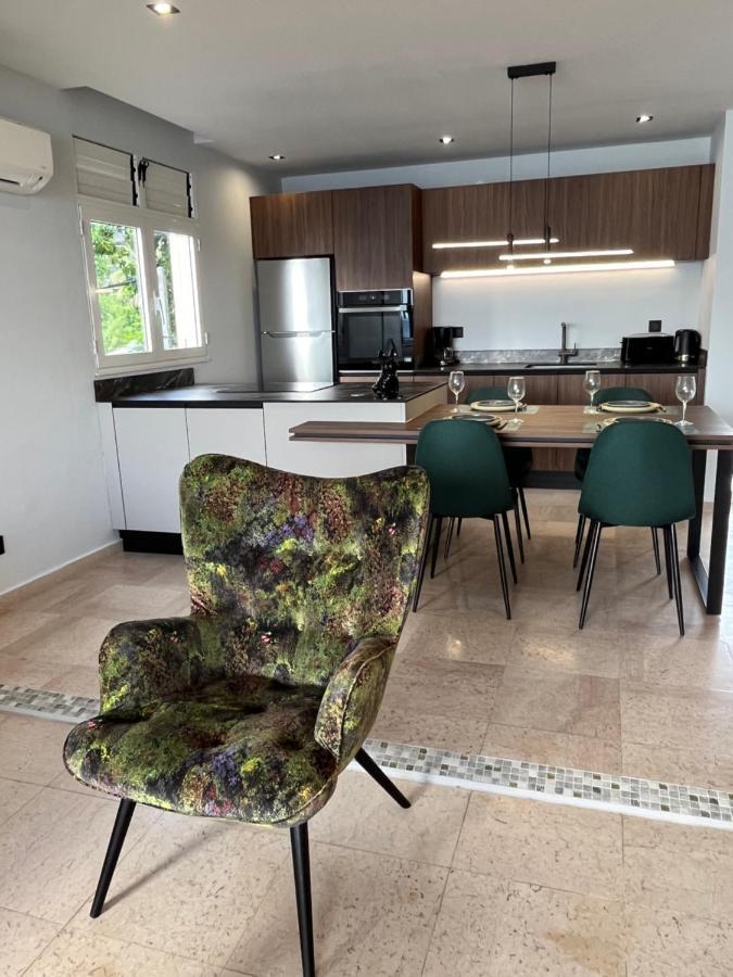 Le Coco Appartement Le Gosier  Buitenkant foto